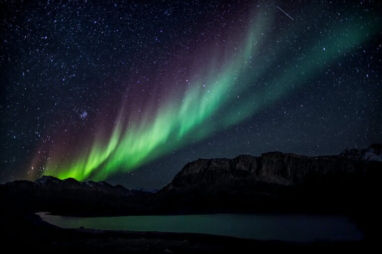 The Northern Lights over Greenland, signifying the use of cloud tehnology